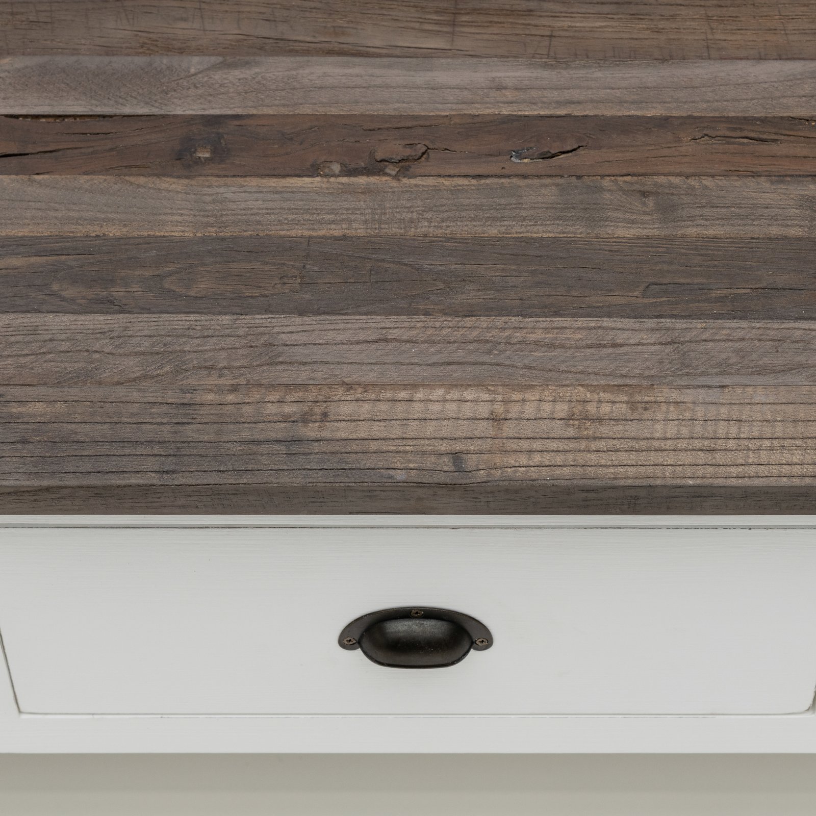 Newport Flatscreen Dresser