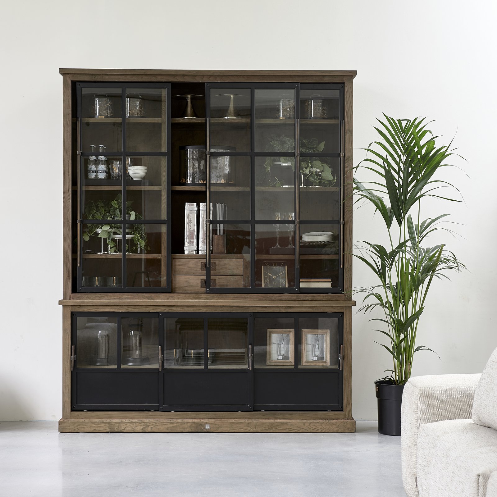 The Hoxton Cabinet XL.