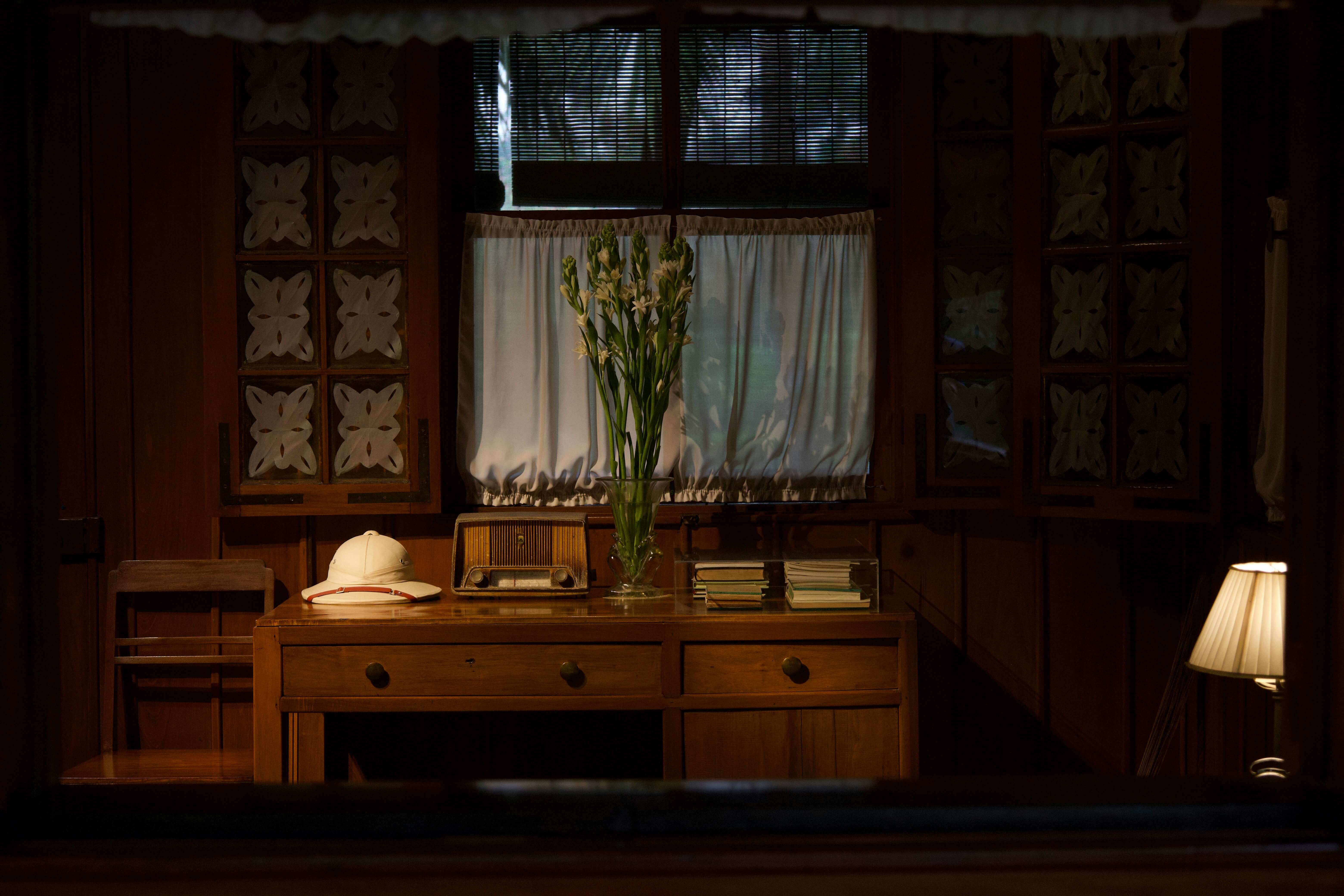 Kolonialstil Möbel: Herkunft, Bedeutung und Charakter