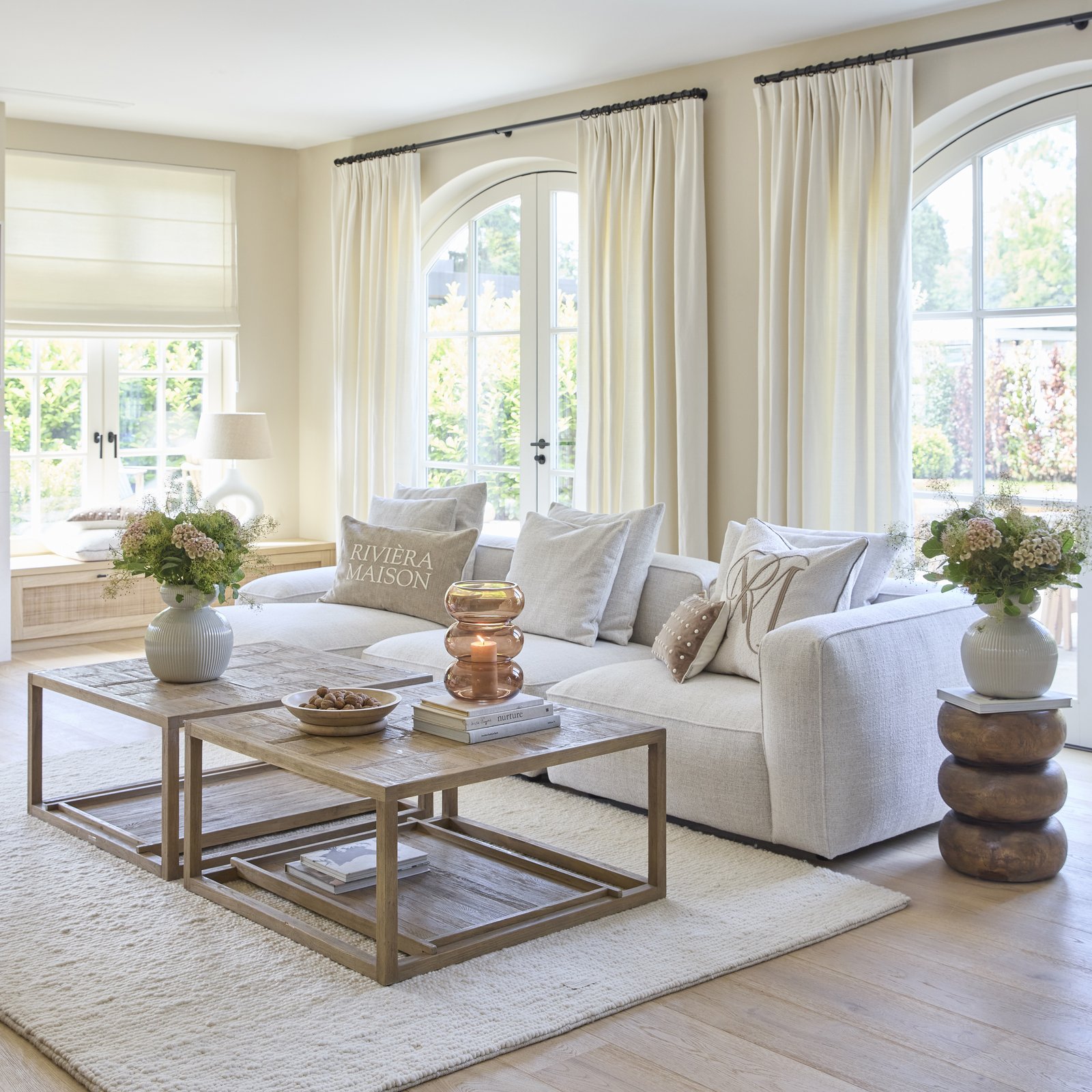 Cala Carbo End Table