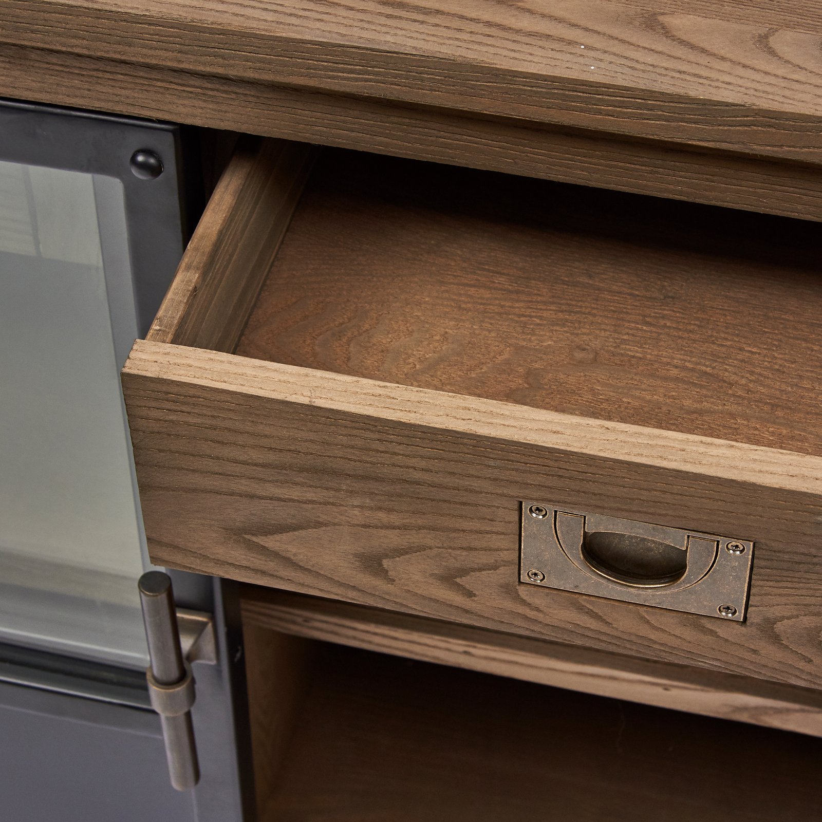 The Hoxton Dresser