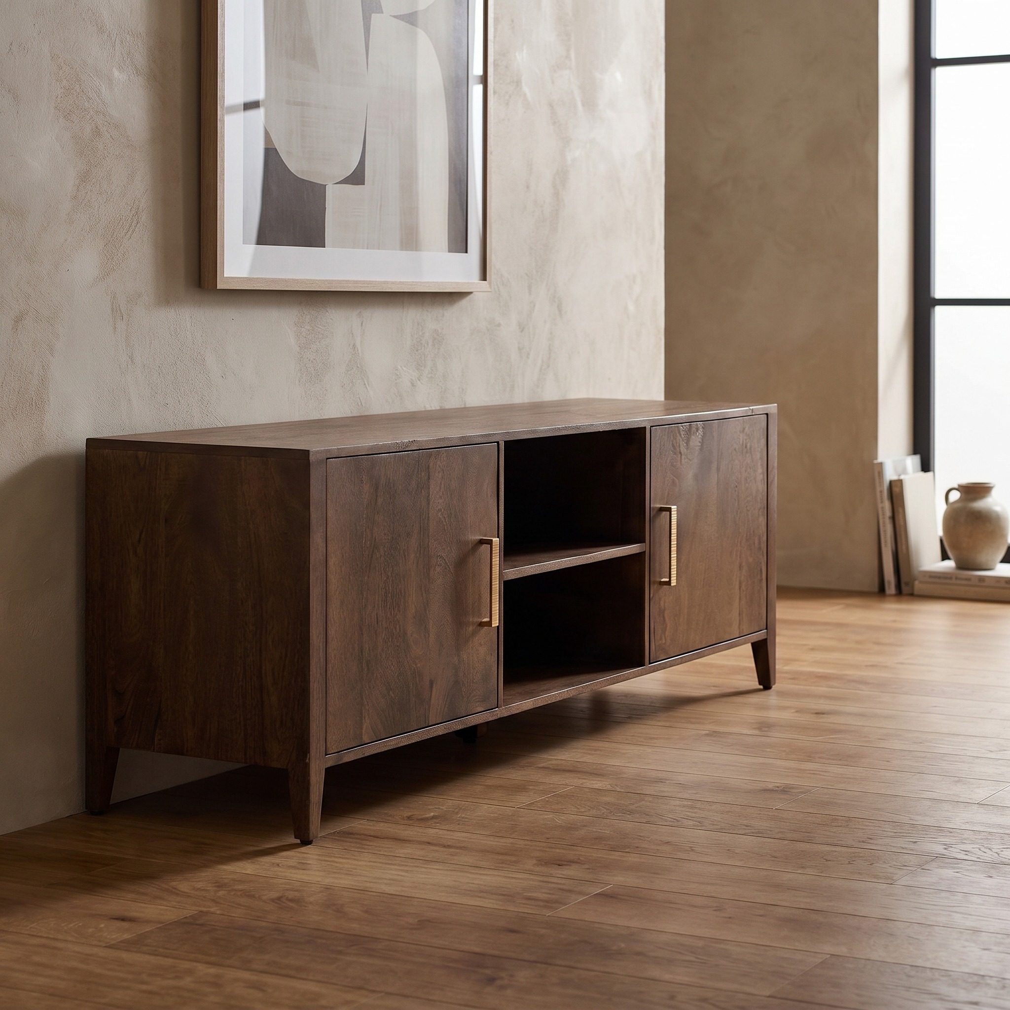 Kompaktes TV Lowboard Dorset – Mangoholz im modernen Landhausstil