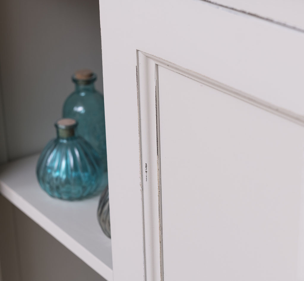 Küchensideboard im gepflegten Landhausstil - in vielen Farben erhältlich!