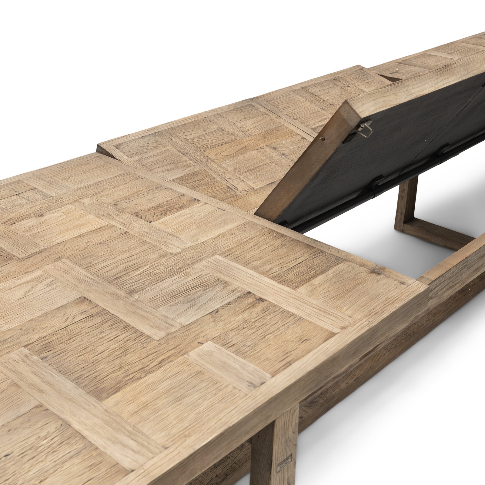 Fraser Island Dinig Table Extendable