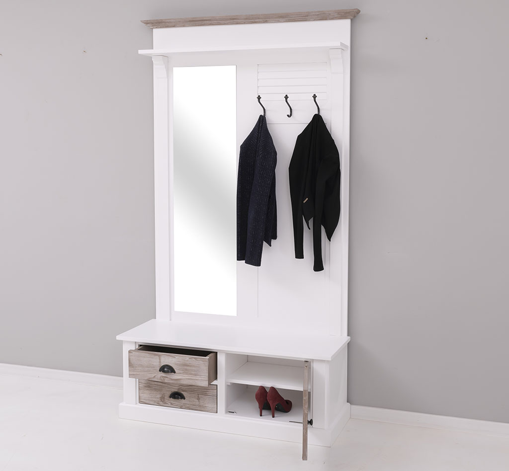 Garderobe im Landhausstil mit Lamellen und Spiegel - in vielen Farben erhältlich!