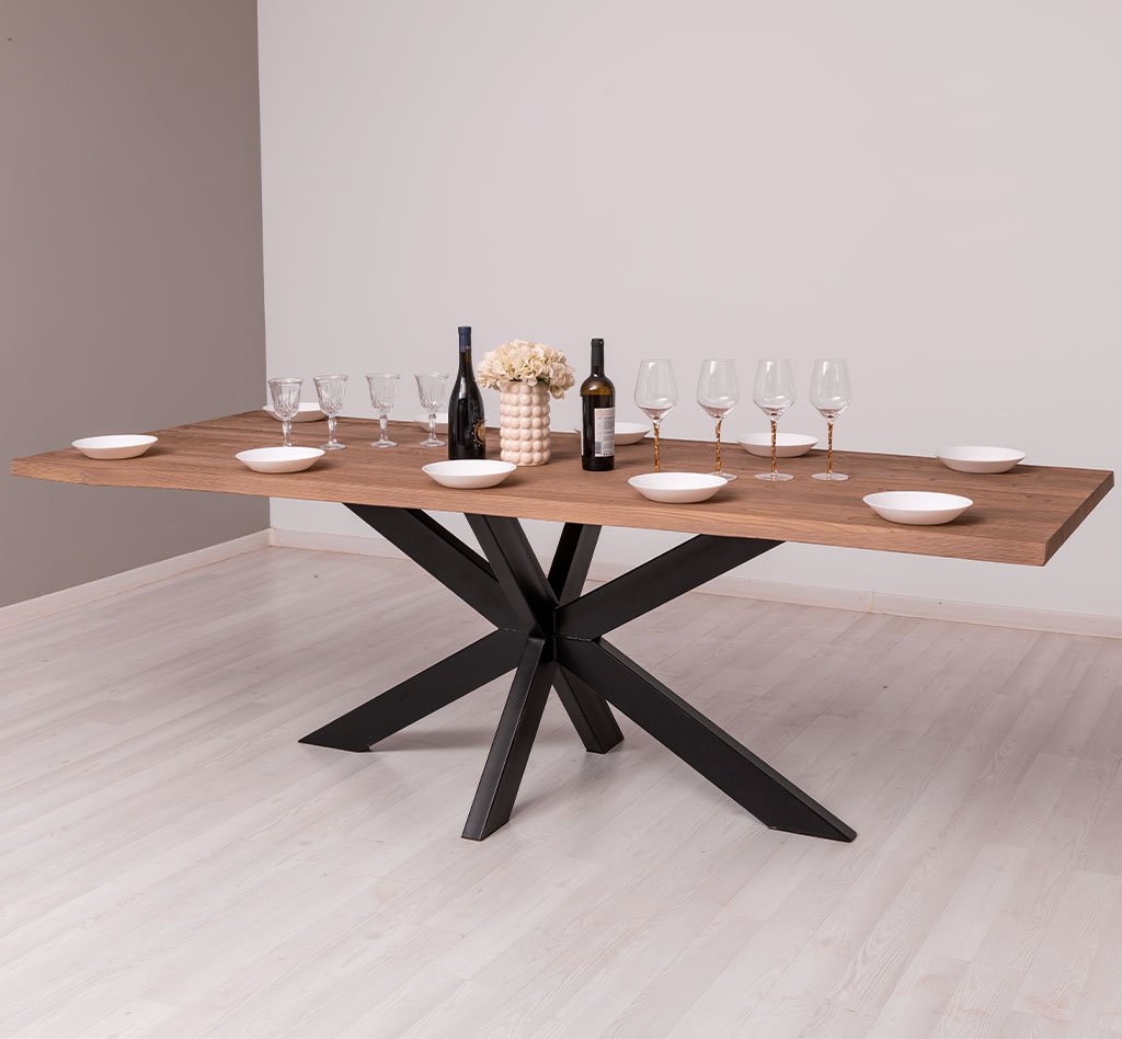 Esstisch Luberon mit Nadelholzplatte und Metallgestell, 240 x 100 cm