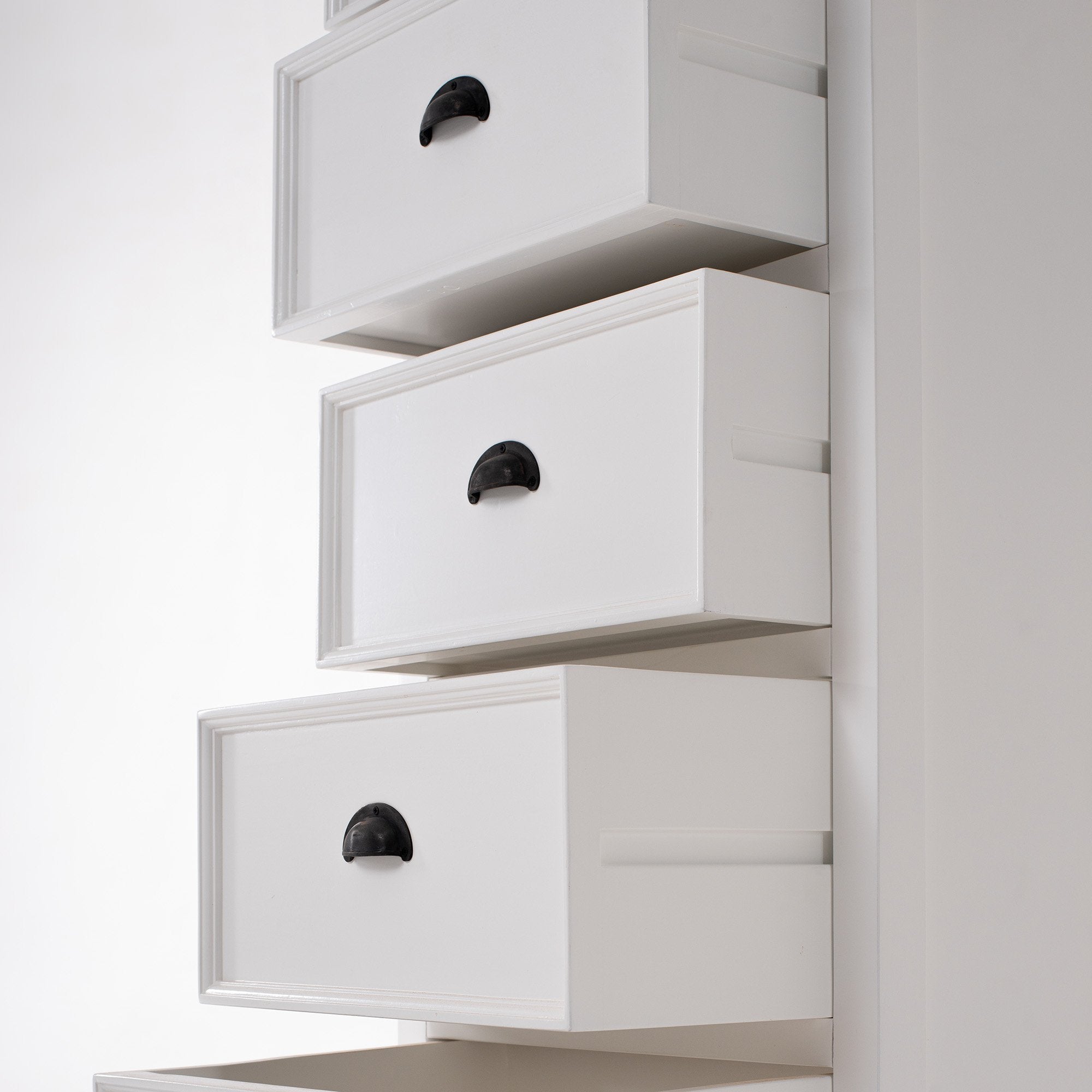 Halifax Grand Tallboy – Schubladenkommode im Landhausstil
