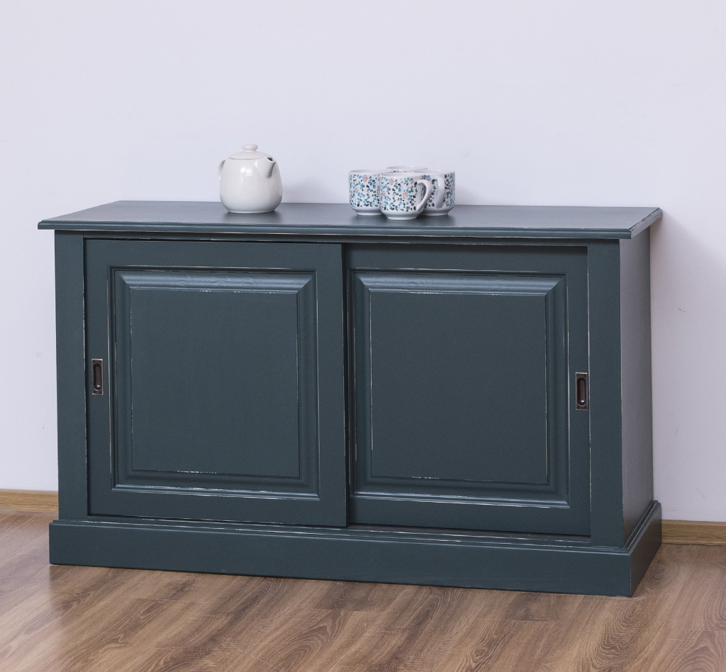 Kompaktes Sideboard im schlichten Landhausstil mit Schiebetüren - in vielen Farben erhältlich!
