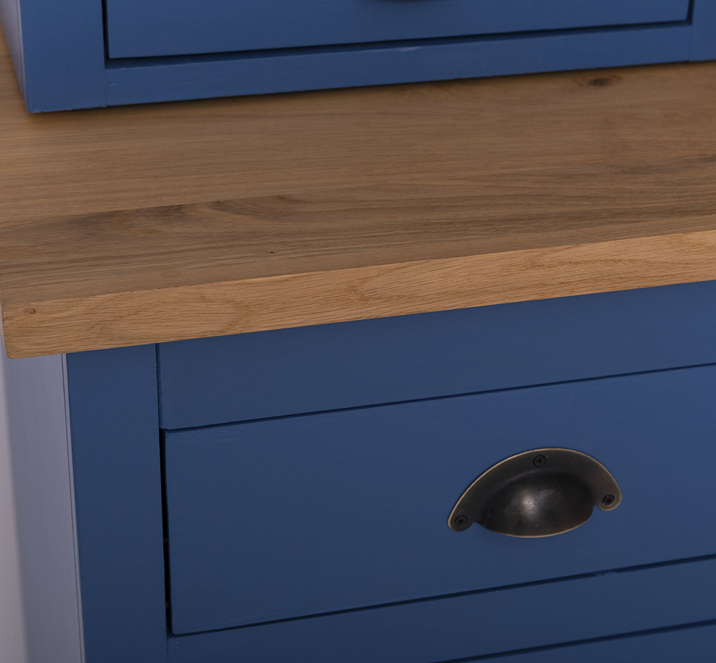 Küchenschrank im Landhausstil - in vielen Farben erhältlich!