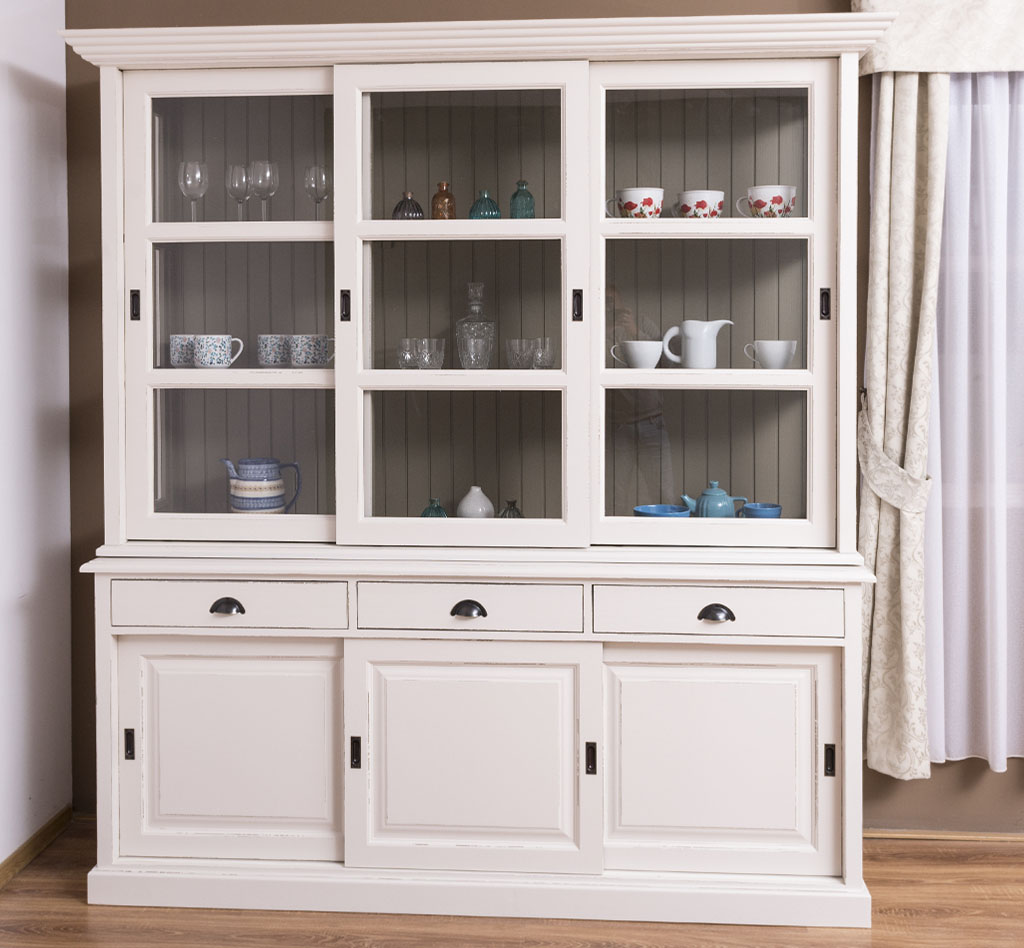 Eleganter Hochschrank für viele Gelegenheiten - in vielen Farben erhältlich!