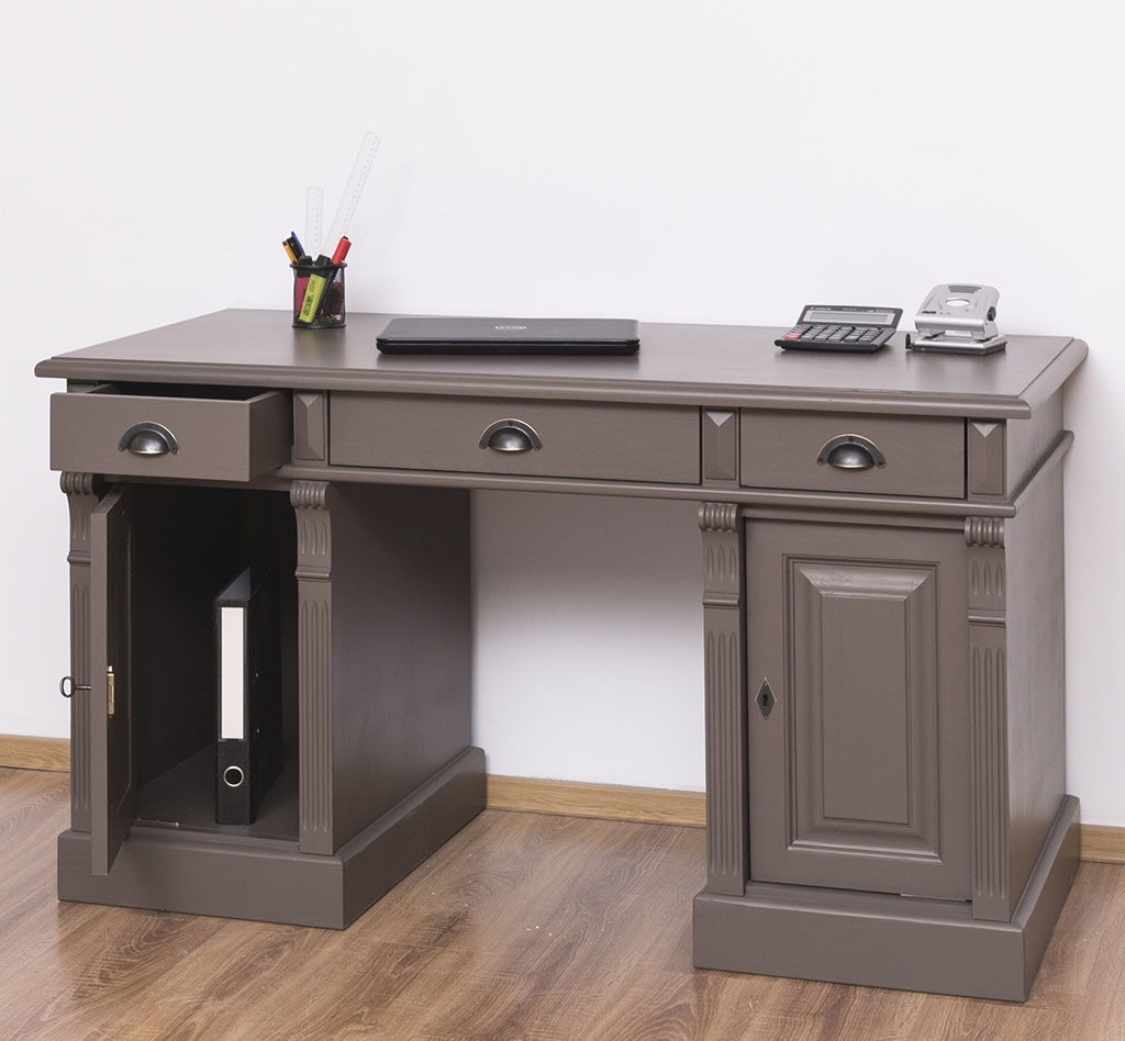 Edler Schreibtisch im klassischen Landhausstil - in vielen Farben erhältlich! Edler Schreibtisch im klassischen Landhausstil - in vielen Farben erhältlich!