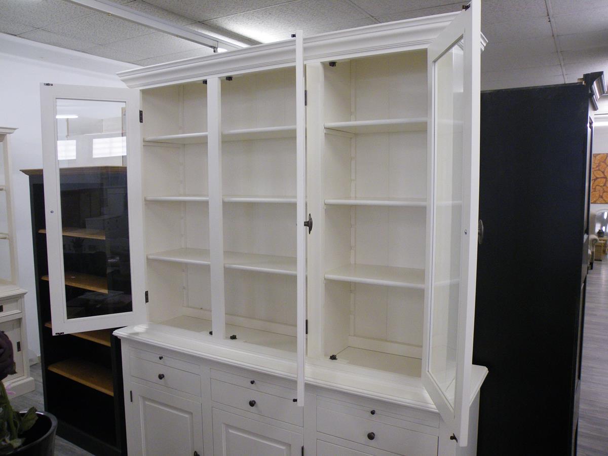 dscf9982_copy_ Stilvoller Hochschrank im Shabby Chic