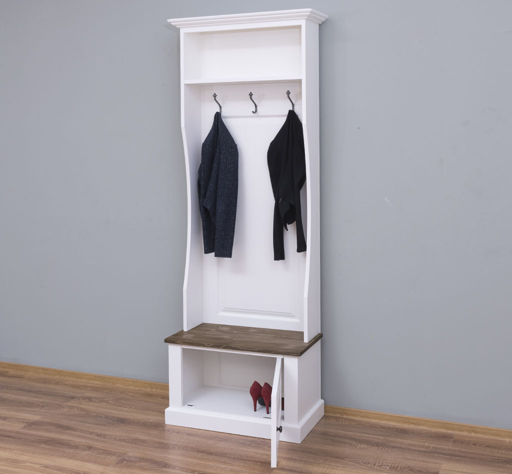 Edle Garderobe im Landhausstil - in vielen Farben erhältlich!