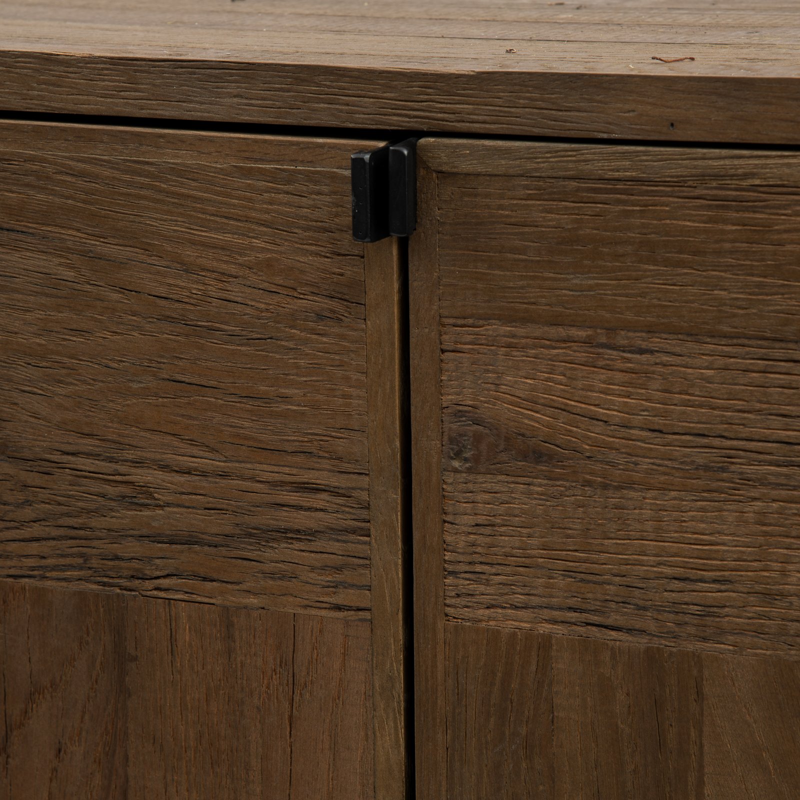 Mac Arthur Park Cabinet