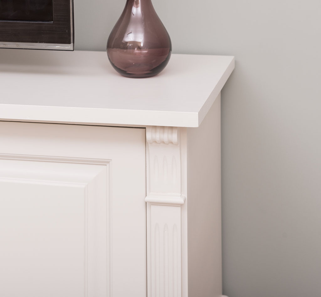 Massives TV Lowboard im Landhausstil - in vielen Farben erhältlich!