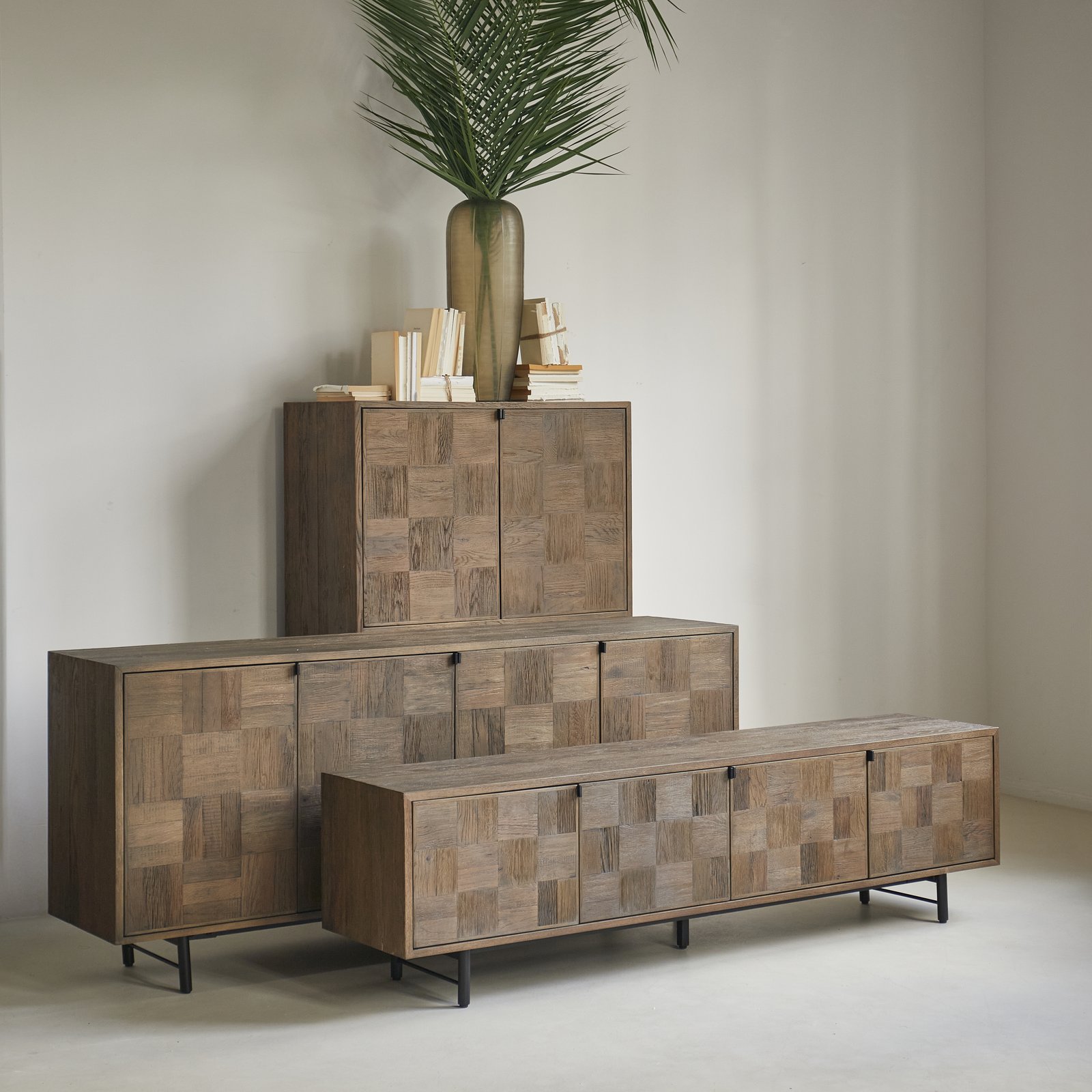 Mac Arthur Park Cabinet