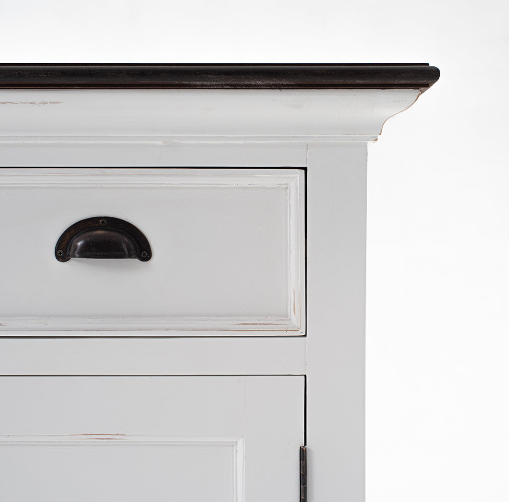 Halifax Sideboard Weiß mit brauner Holzplatte