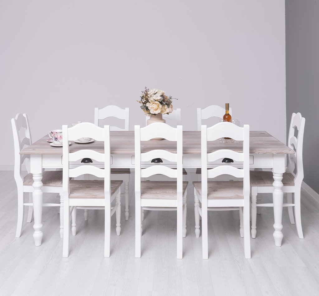 Essgruppe Luberon Shabby Chic mit Tisch und acht Stühlen