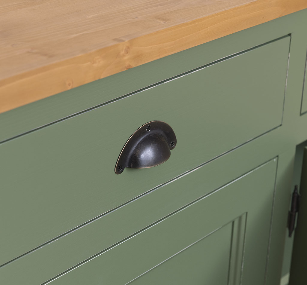 Klassisches Küchensideboard im Landhausstil - in vielen Farben erhältlich! Klassisches Küchensideboard im Landhausstil - in vielen Farben erhältlich!