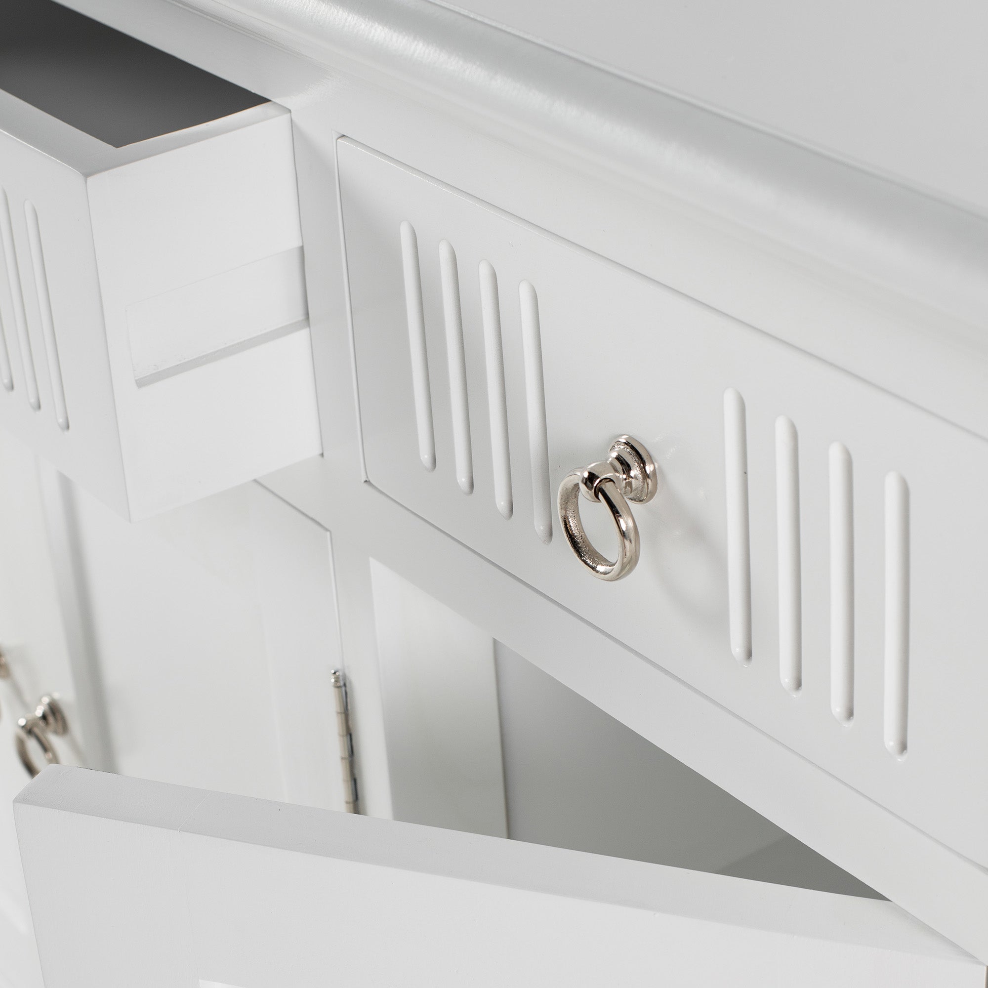 Skansen Sideboard mit 5 Türen – Skandinavischer Landhausstil