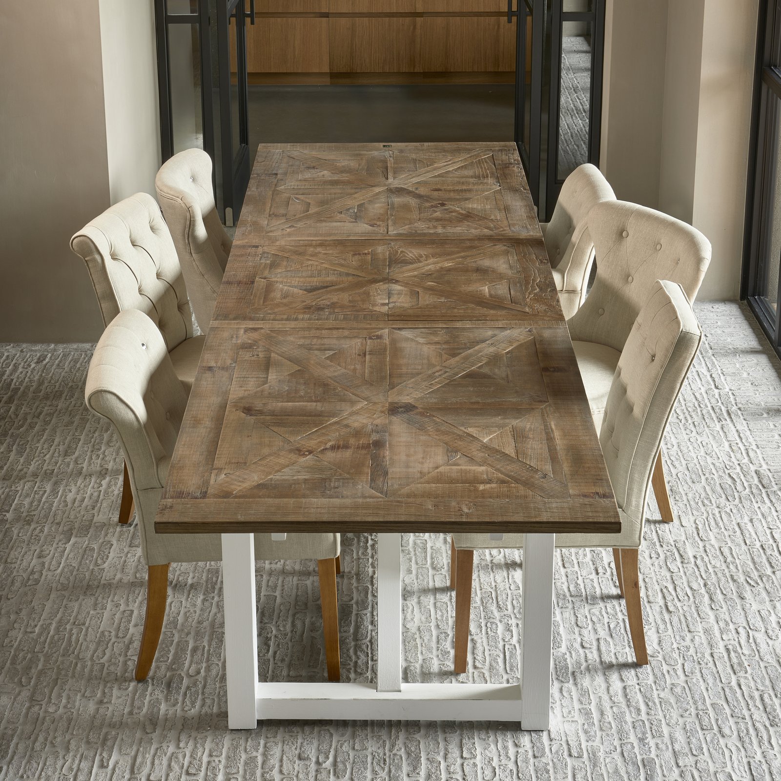 Château Chassigny Dining Table Extendable
