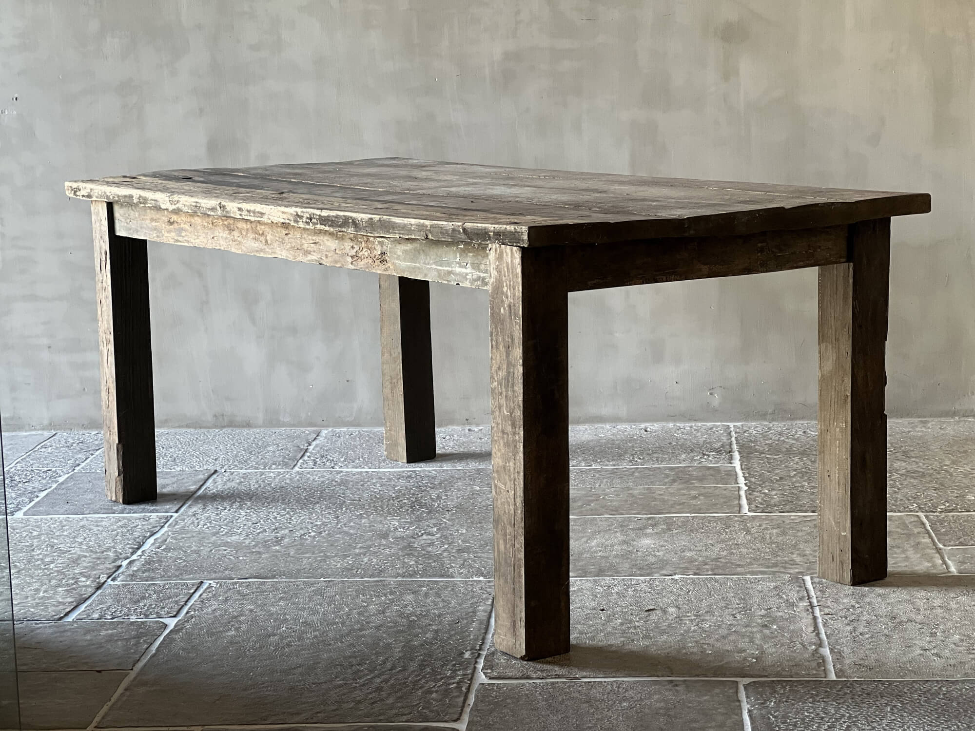 Rustikaler Esstisch Old Farm aus Driftwood  - Aura Peeperkorn