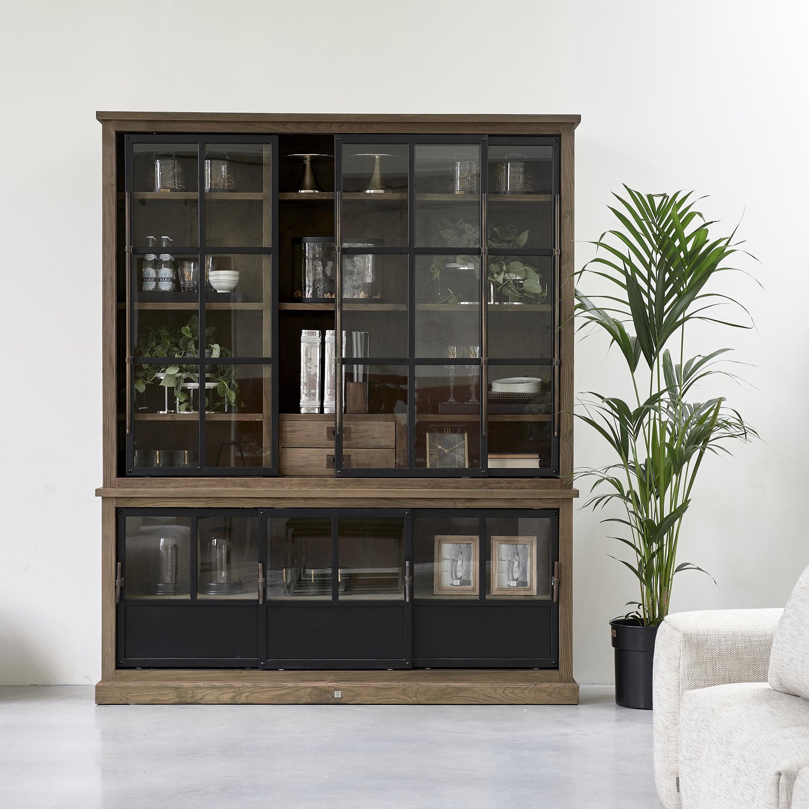 The Hoxton Cabinet XL.