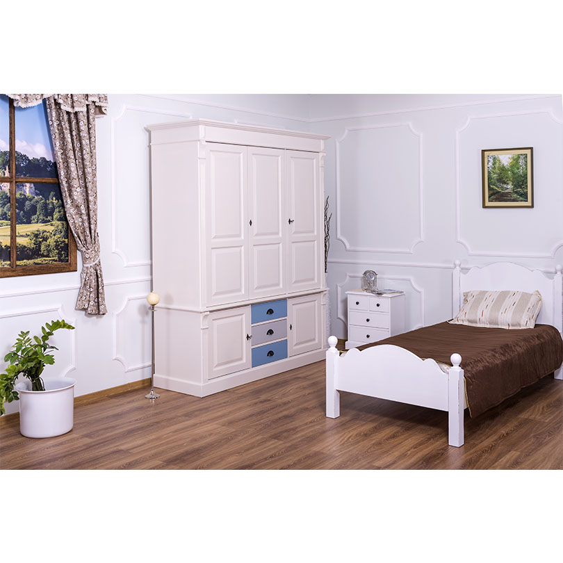 Landhauskleiderschrank mit Jugendstilelementen - in vielen Farben erhältlich!