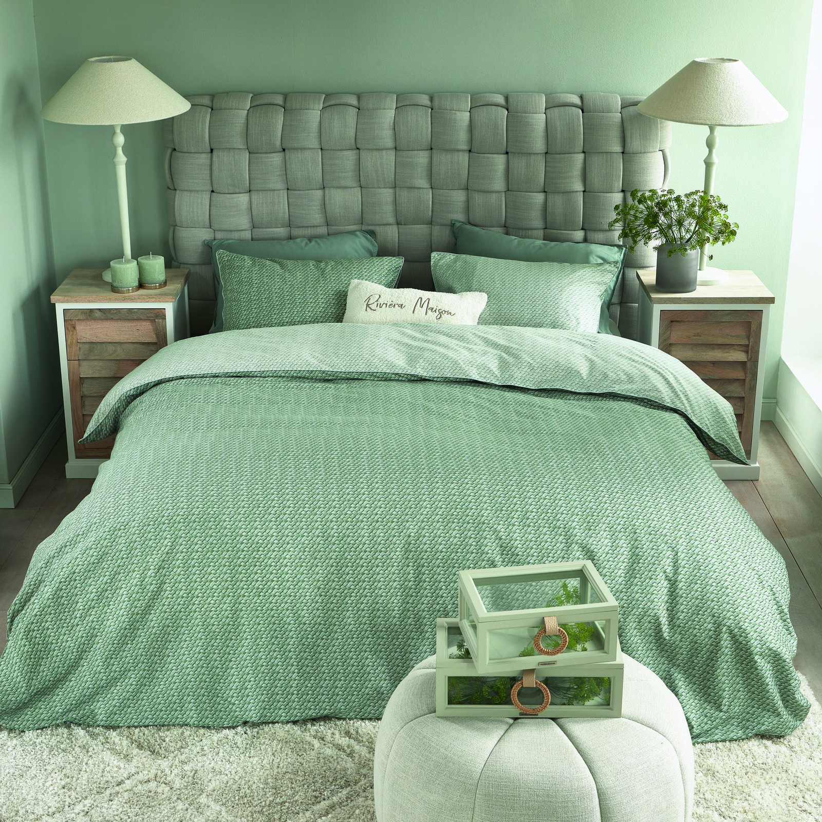 Pacifica Bed Cabinet