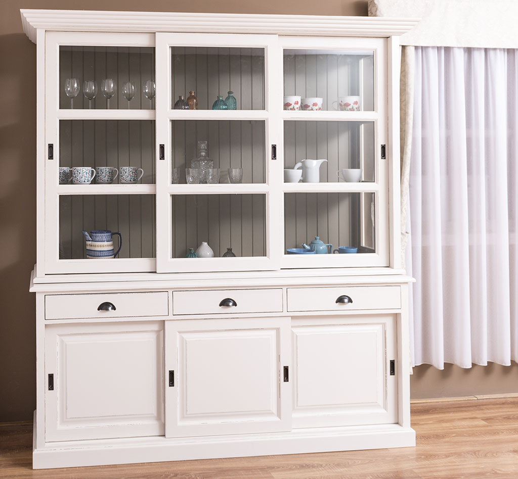 Eleganter Hochschrank für viele Gelegenheiten - in vielen Farben erhältlich!