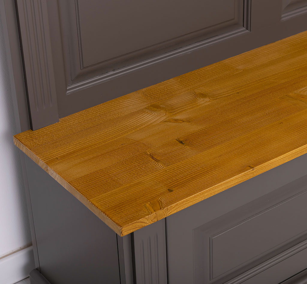 Gepflegte Landhaus-Garderobe im Shabby Style - in vielen Farben erhältlich!