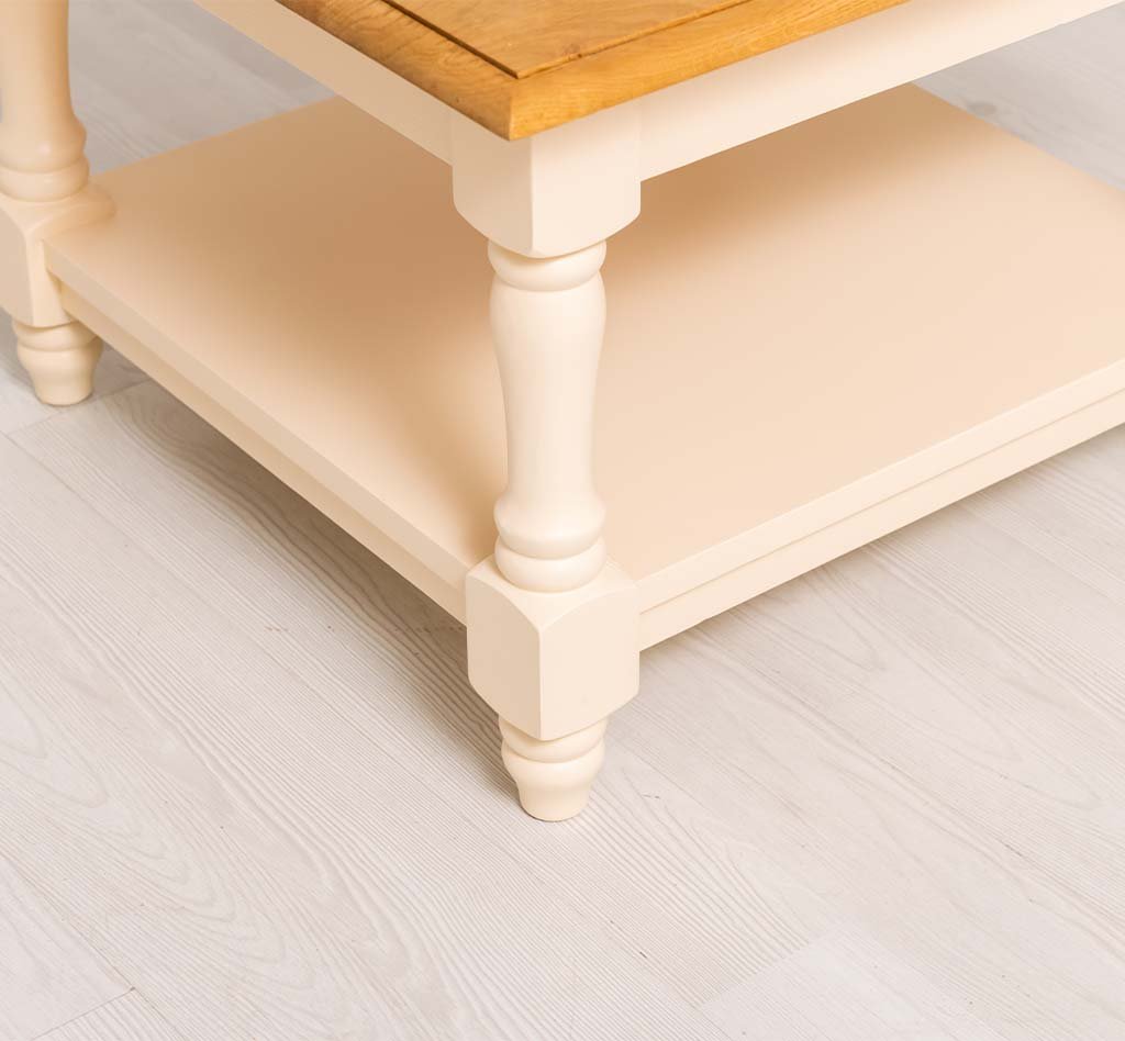 Couchtisch Luberon mit Eichenplatte und Ablage, 65 cm