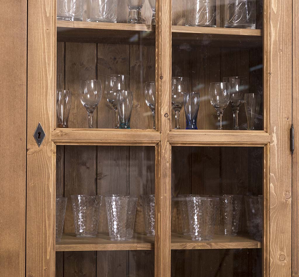 Buffetschrank im gehobenen Landhausstil - in vielen Farben erhältlich!