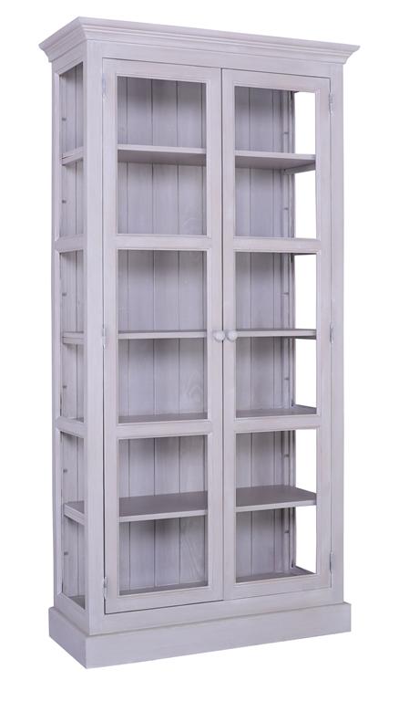Vitrine für den gehobenen Landhausstil