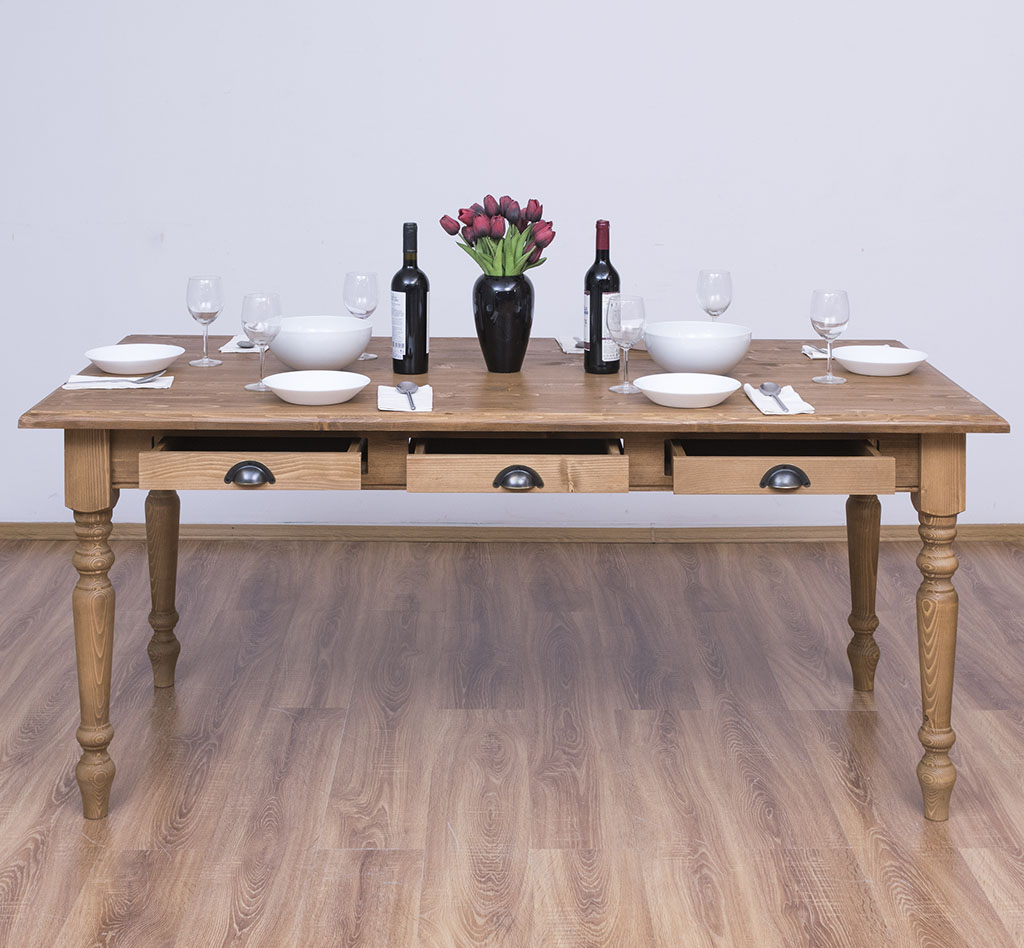 Esstisch im Landhausstil - in vielen Farben erhältlich!