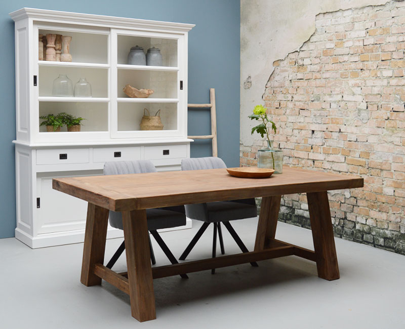 Massive Tafel Whitstable aus recyceltem Teakholz