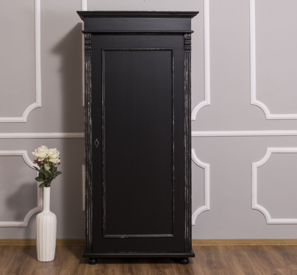 Kleiderschrank im Landhausstil - in vielen Farben erhältlich!