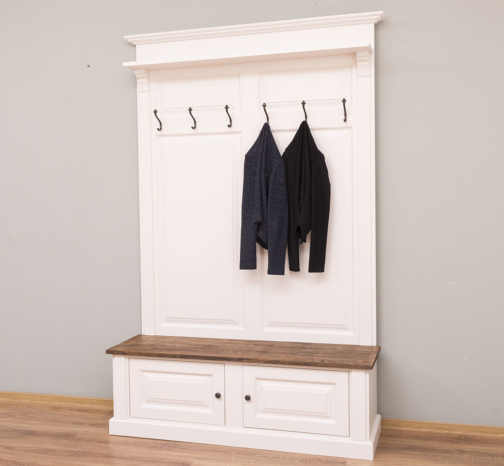 Gepflegte Landhaus-Garderobe im Shabby Style - in vielen Farben erhältlich!