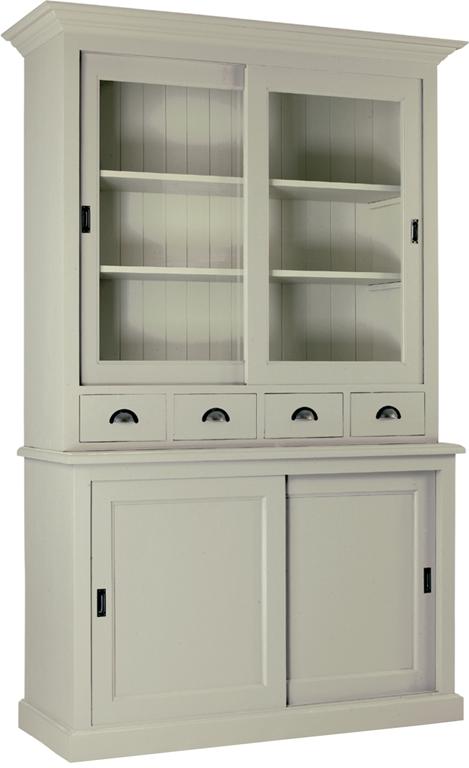 Stilvoller Buffetschrank im Shabby Chic
